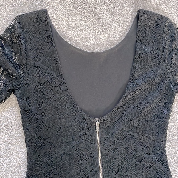 GUESS | Lace Zip Dress - Picture 5 of 8